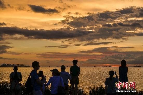 海南省|夕阳下的海口风景如画