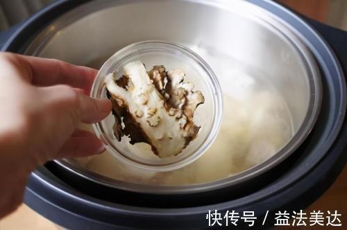 体内湿气|入冬后，多给家人喝这碗汤，这汤鲜甜祛湿又简单，别错过了！