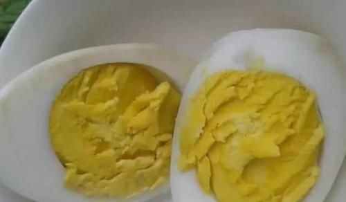 莲藕|女人怀孕后,4种“零食”尽量吃,婴儿出生后或像洋娃娃一样漂亮