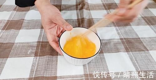 豆腐加鸡蛋这样做，美味又营养，比大虾还滑嫩，比吃大肉还解馋