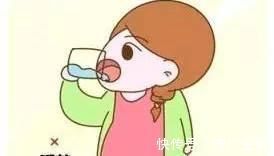 胎儿|孕期正确睡姿是什么?孕妈警惕:3种不良睡姿易造成胎儿缺氧