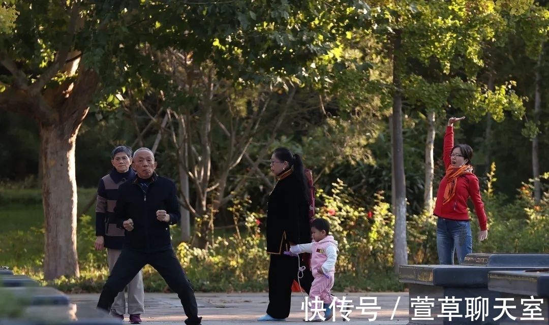 赏景|秋色渐浓入亦城，恰是赏景好时节！走起~