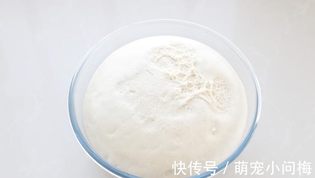 诀窍|蒸肉包子有诀窍，调馅时多做这一步，皮软馅香直冒汁儿，好吃到爆