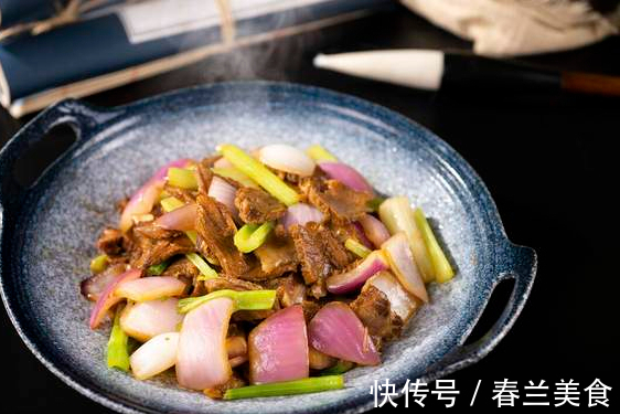 腥味|炒牛肉时，这3味料不能少，牛肉又滑又嫩不塞牙，没腥味还入味