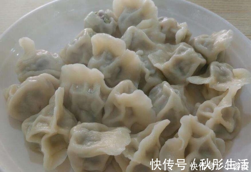 天冷了，要多吃这馅的饺子，消炎杀菌防感冒，比白菜萝卜馅好吃