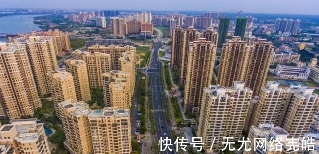 高层住宅|高层住宅，价值160万的房子连降四成，为何却很难卖出去
