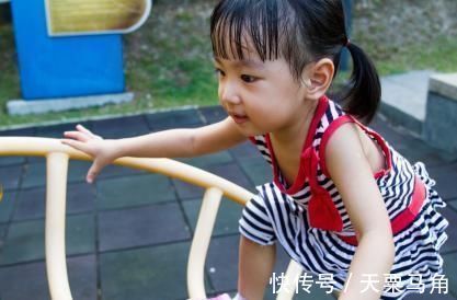 调理|7岁孩子出现积食,家长发现3处端倪,调理后身高135cm