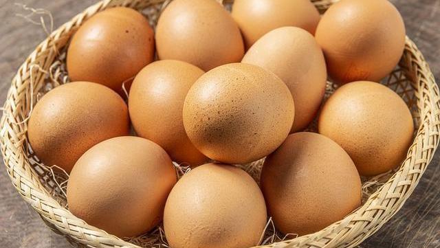 早餐喜欢吃鸡蛋的人,这4点早知早受益,吃错了反而是养病