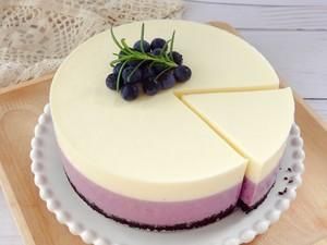  比冰淇淋还好吃??入口即化的蓝莓酸奶慕斯