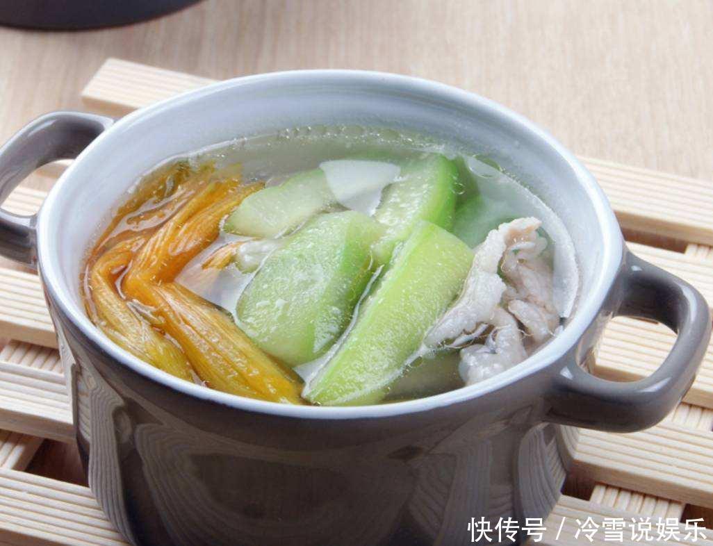 农村这种瓜夏季常吃,却少有人知道它的花很珍贵,炖汤喝清热解暑