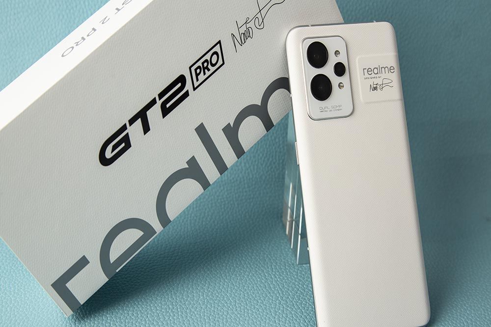 iphone|realme GT2 Pro首发评测：为年轻人打造的高端旗舰