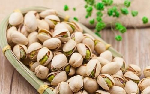 女性想年轻，多吃的好食物，增强机体免疫力、补脑健脑，美容养颜