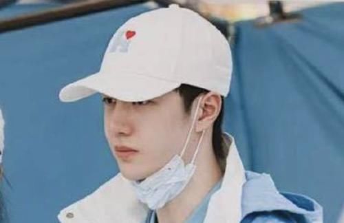 孟子义|《陈情令》之后：王一博势头超肖战，孟子义炒cp，还有一人被雪藏