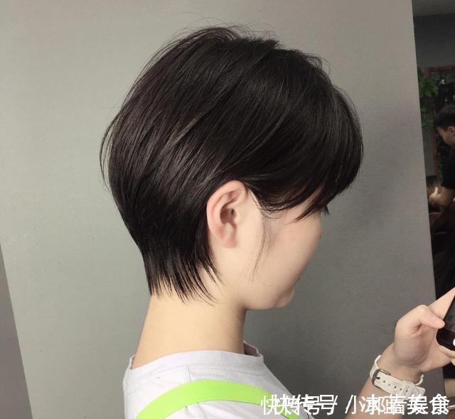 女性|新时尚短发20款,蓬松立体颜值高,最适合这三种人,有你吗