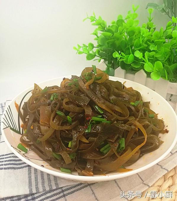 可不要小瞧这个菜,物美价廉本领大,特别是女人一定要多吃!