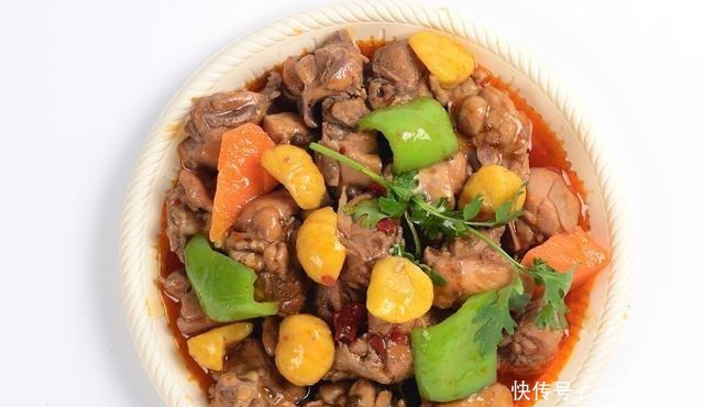 烤鸡|鲜香板栗烤鸡是一种营养丰富的食品