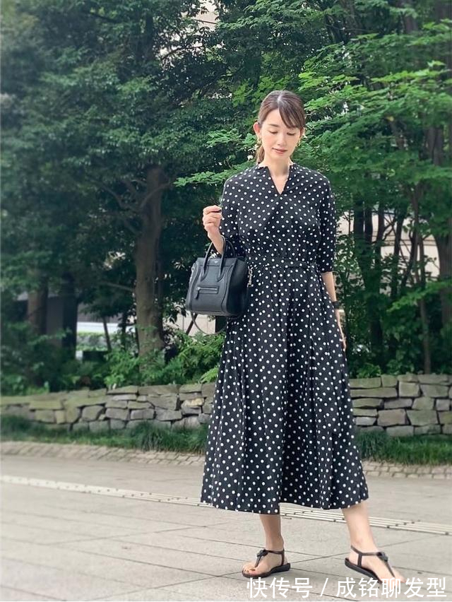 长裙|时髦又高级，被41岁日本主妇优雅气质惊艳到了，超美穿搭值得借鉴