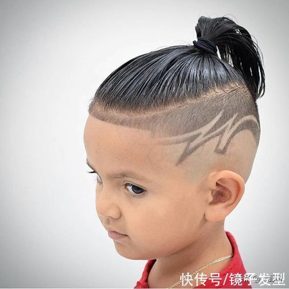 硬发质|别再迷信正月不剪发了,小男孩发型这样剪16款,越剪越帅气