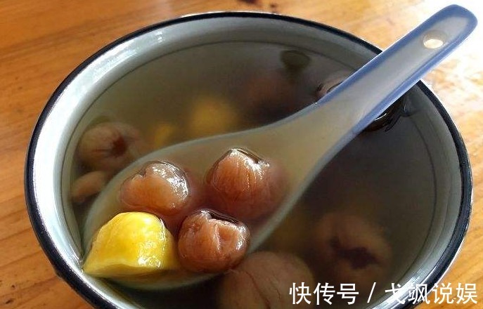 被称“补血上品”的桂圆，如果如此做，保证营养翻倍又美味