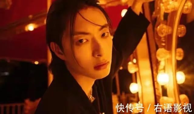 EDG奪冠！粉絲上街luo奔跳舞，大聲喧嘩尖叫，明星帶頭亂立flag