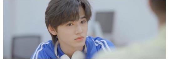 《萌探》黄子韬怀疑刘耀文,宋亚轩替兄弟解围,细节显露高智商