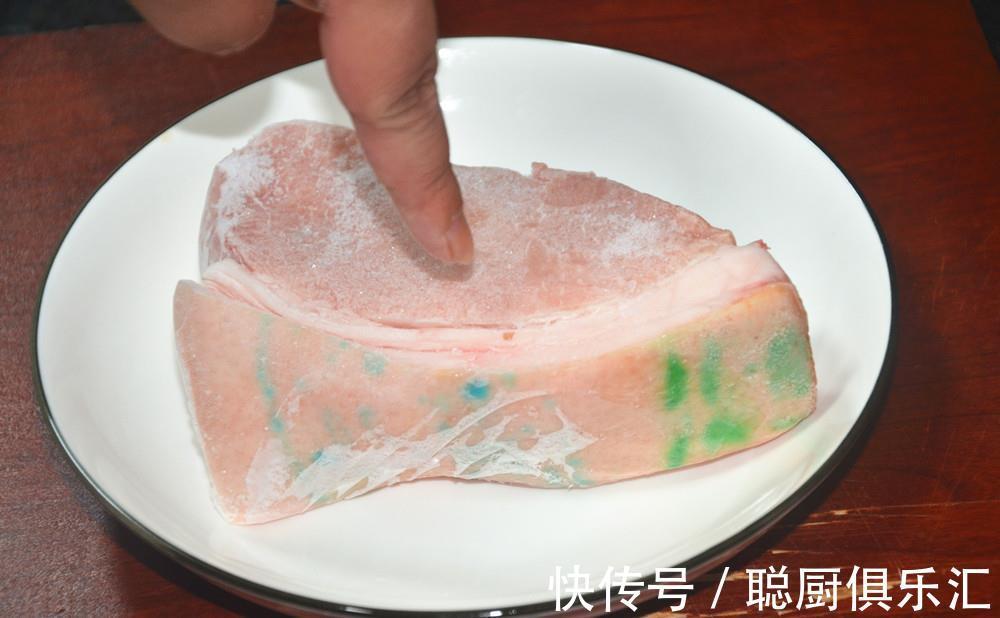 老板|解冻肉时，万不可马上用水泡，肉摊老板教你一招，冻肉快速解冻