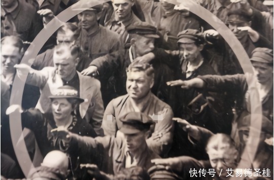行礼|著名的“叉手照”:唯一没向希特勒行礼的男人,让他女儿成功认亲