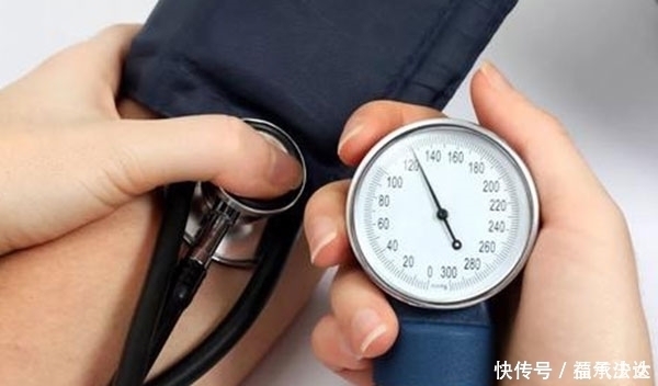 不愈|高血压久治不愈？量血压10人9错，想要量得准，这些细节不能忽视