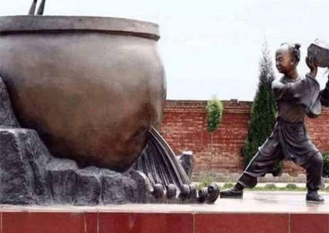 下场|司马光砸缸的故事大家都听过,那被救下来的那个人最后下场如何?