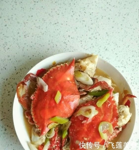 倒入|遇到这种蟹,再贵也要买,不能手软,吃起来比鱼虾更营养,更鲜嫩