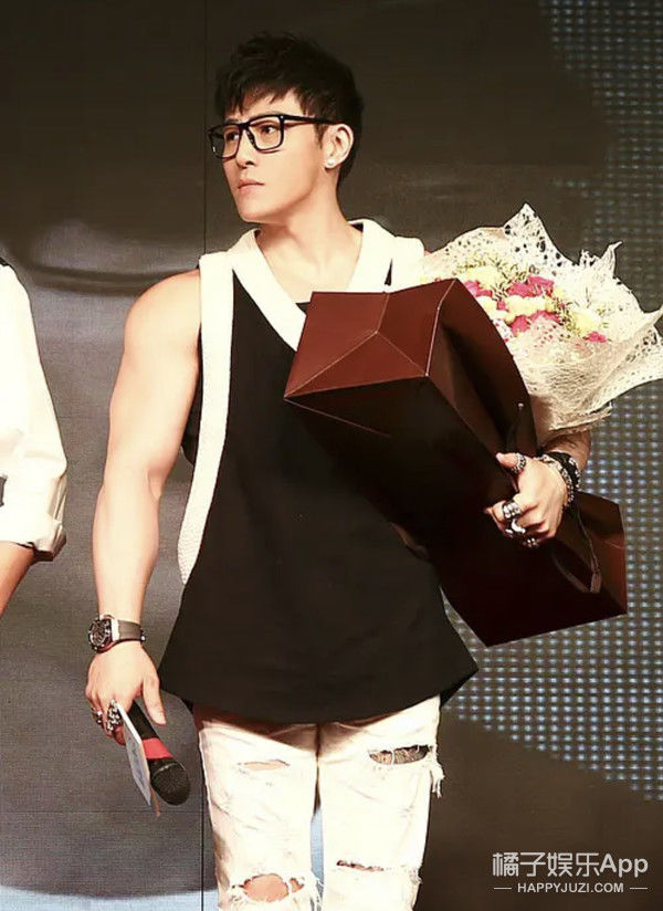 海豚湾恋人|还记得《海豚湾恋人》的许绍洋吗？去当健身教练了？