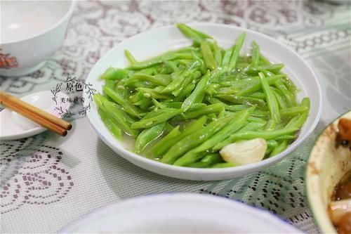 羊肉|小长假最后一天，去婆婆家吃饭，满满一桌菜瞬间有过年的感觉