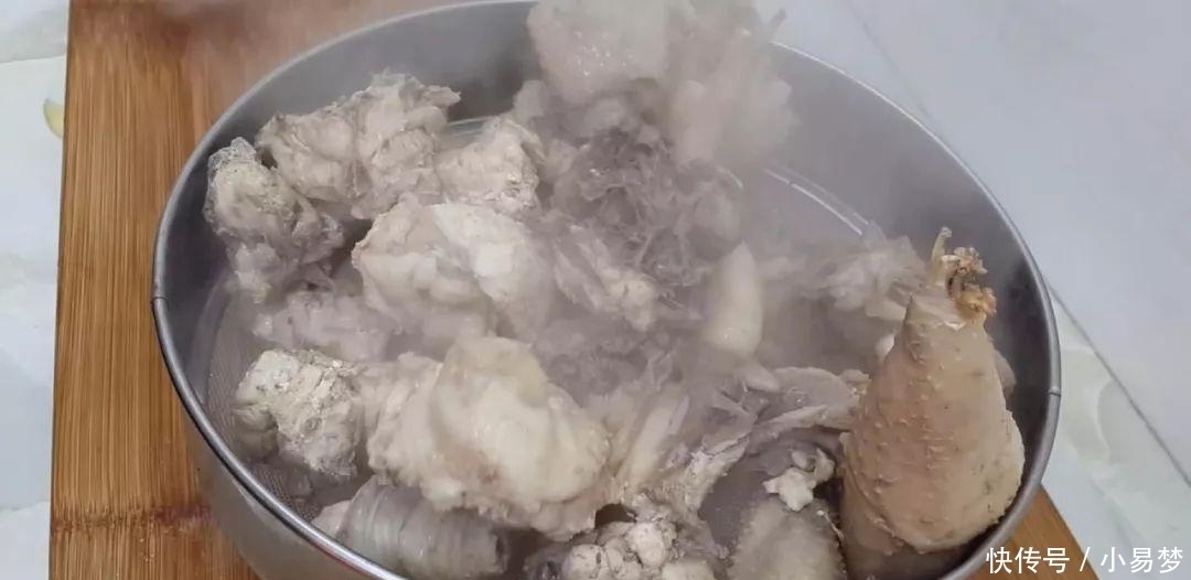 鸡肉这样做才好吃,掌握这个秘诀,一顿多吃两碗饭,一锅都不够吃