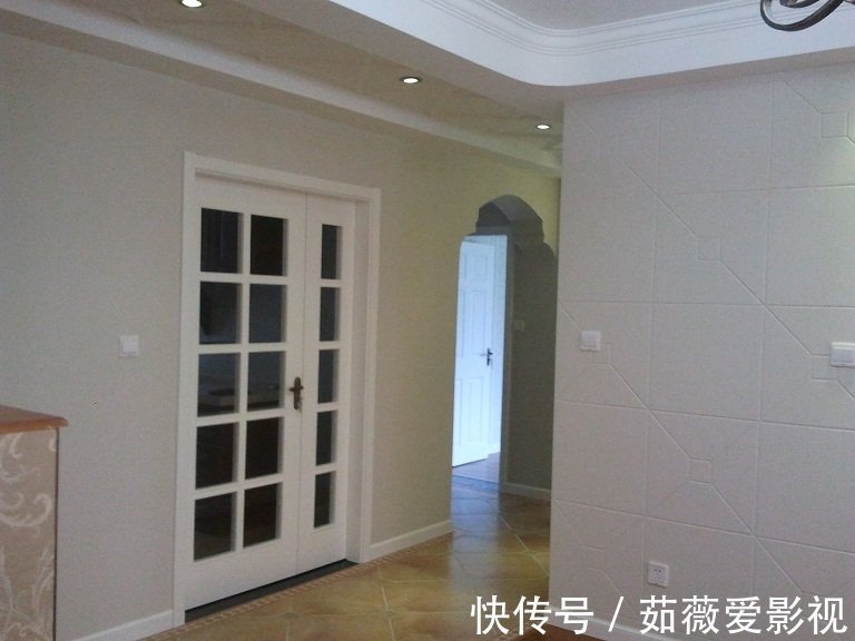 配件|周末去同事家蹭饭,才知道厨房推拉门早过时了,聪明人都这样装