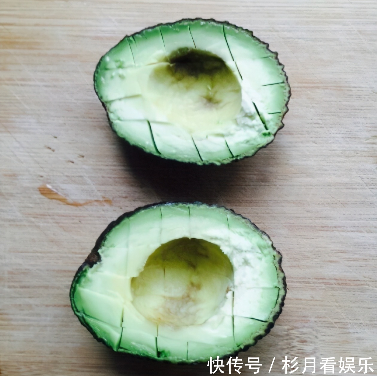 牛油果|健身减脂期吃什么牛油果三色藜麦沙拉,好吃又不胖