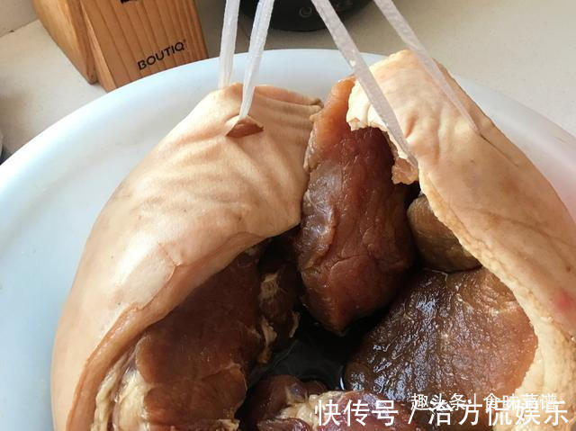 腌腊肉时,一斤肉放多少盐合适教你秘制做法,腊肉晒好醇厚甘香