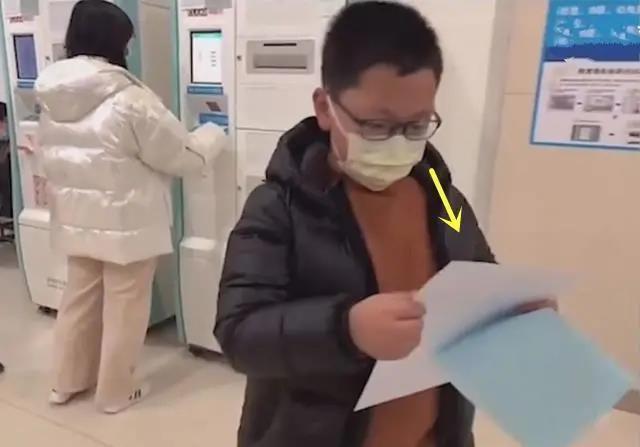 大宝|10岁男孩哭求妈妈生二胎,逢产检比爸爸还积极,亲自看结果才放心