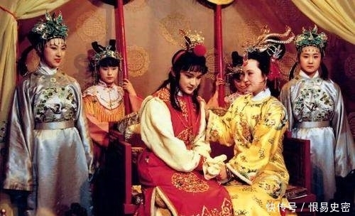 贾元春|贾元春省亲过程中,为何全程落泪?