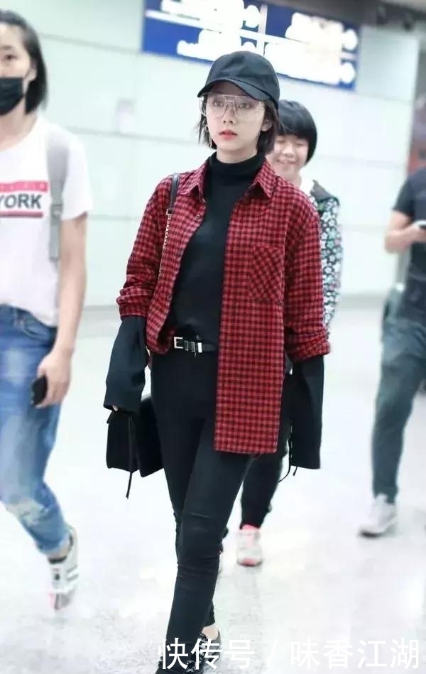 今年最火高领毛衣+大衣,才是秋冬绝配!