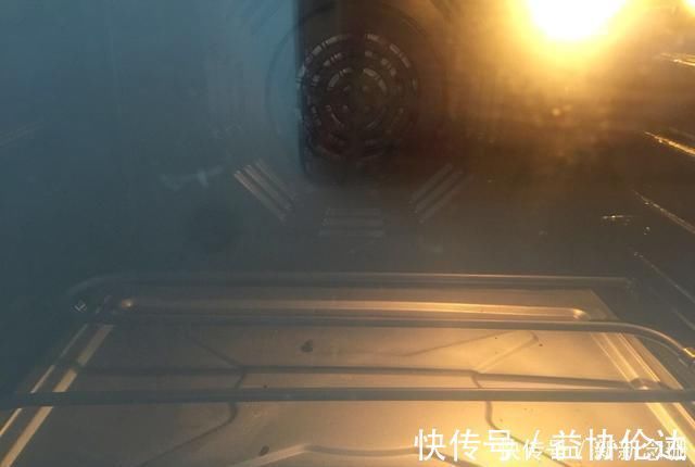 开裂|新手也会做的戚风蛋糕,不缩腰塌陷开裂,保证一次成功