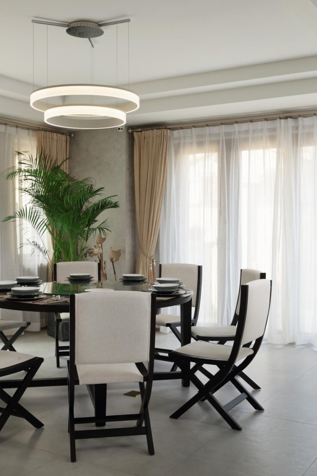 李中伟|680㎡东南亚风三口之家别墅设计,享受自然田园的轻松悠然