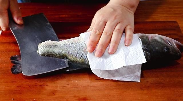 天冷碰到这鱼别手软,做上一道菜,暖胃又暖身,营养极高