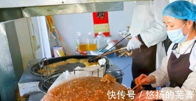 山东最豪横的小吃店，怕顾客太多不安牌子，一个店干倒整个县同行！