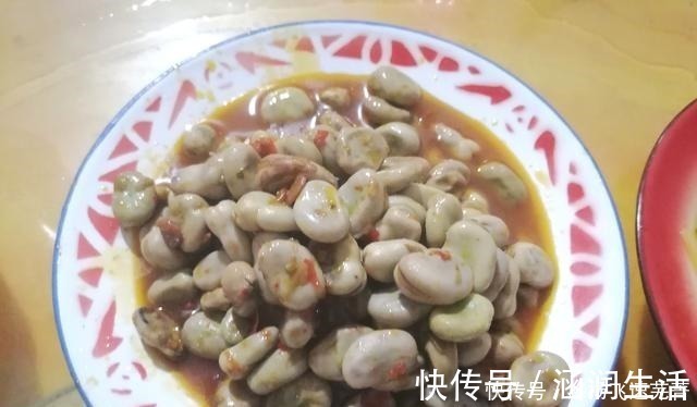 麻辣卤鸭|今天回娘家，妈妈做了一大桌子的菜，都是妈妈的味道！