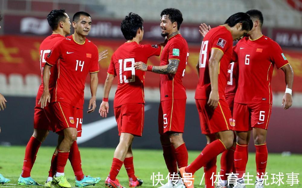 戴伟浚|中国女足战胜韩国夺冠，国足仅3人祝贺，球迷直言太令人失望