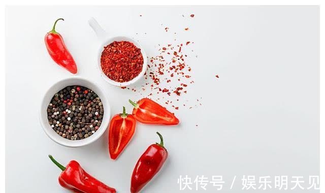 乳汁|哺乳期吃什么好?妈妈做到“四要五不要”,妈妈有营养宝宝长得快