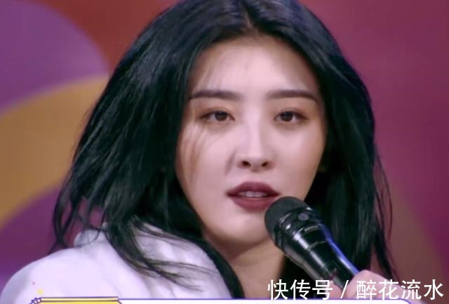 导演|秦霄贤节目压倒赵小棠,谁看到他脚蹬的地方导演想遮都来不及