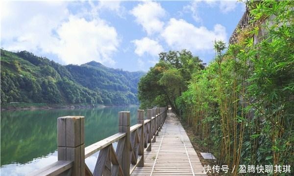 歙县的“水墨南屏”，阳光、健康、美丽，有着现代质感