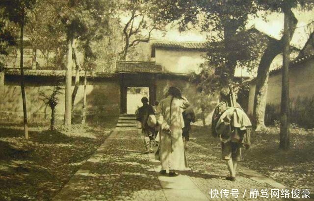 赶考|晚清老照片:读书人赶考的情景,围观行刑的群众麻木不仁