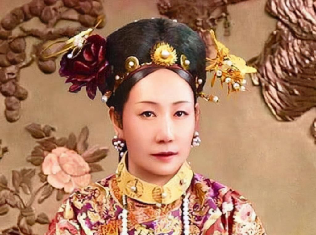 慈禧太后|慈禧太后是怎么度过最后一天的？皇宫里的人痛哭，老百姓却这样做